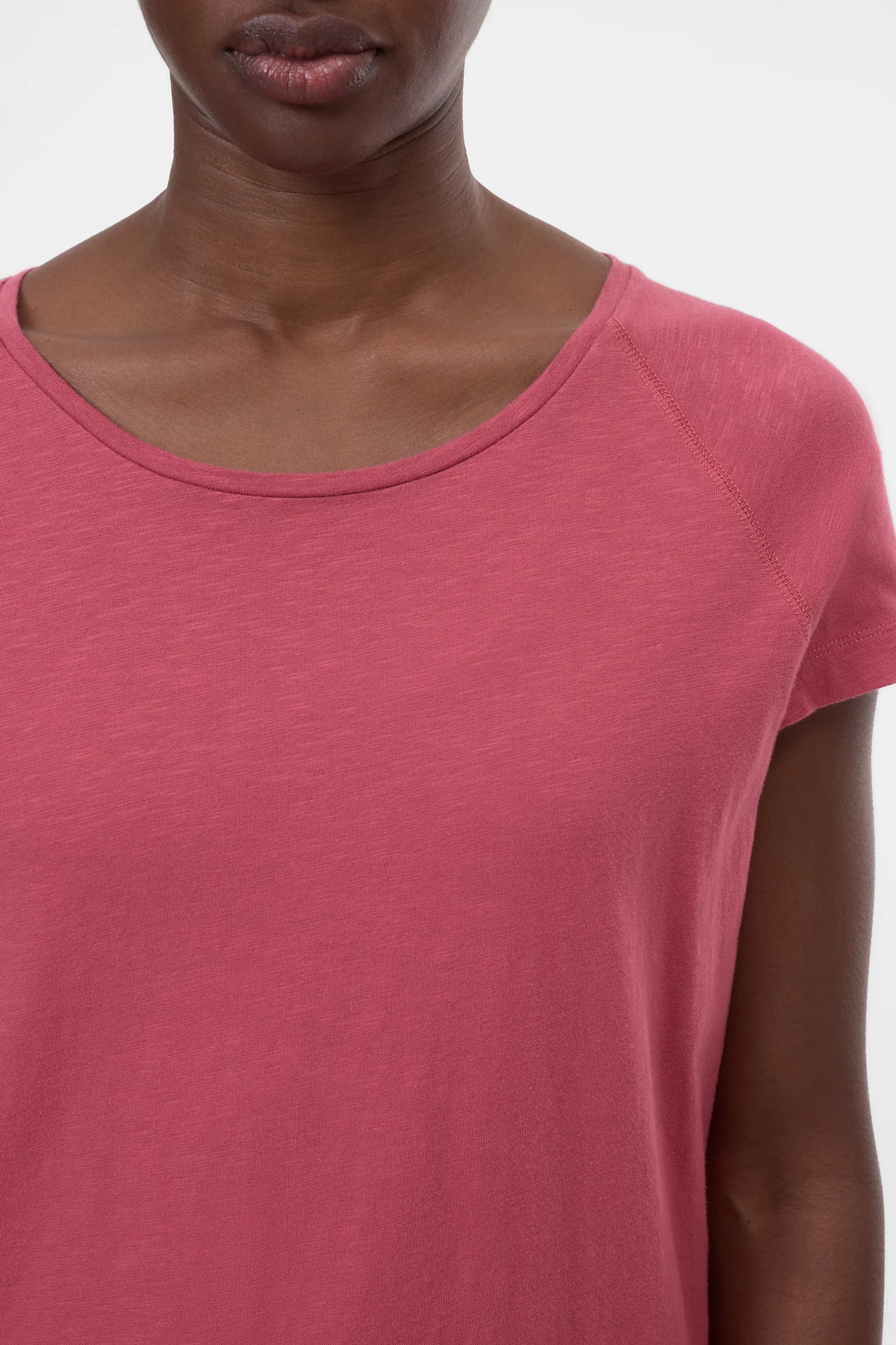 Closed Raglan T-Shirt