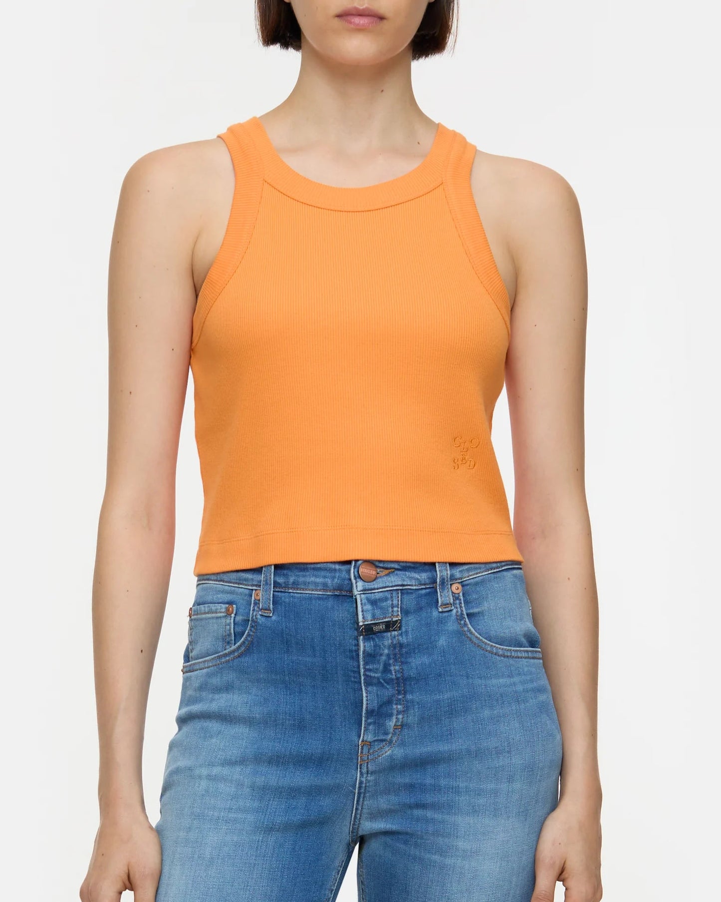Closed Cropped Racer Top