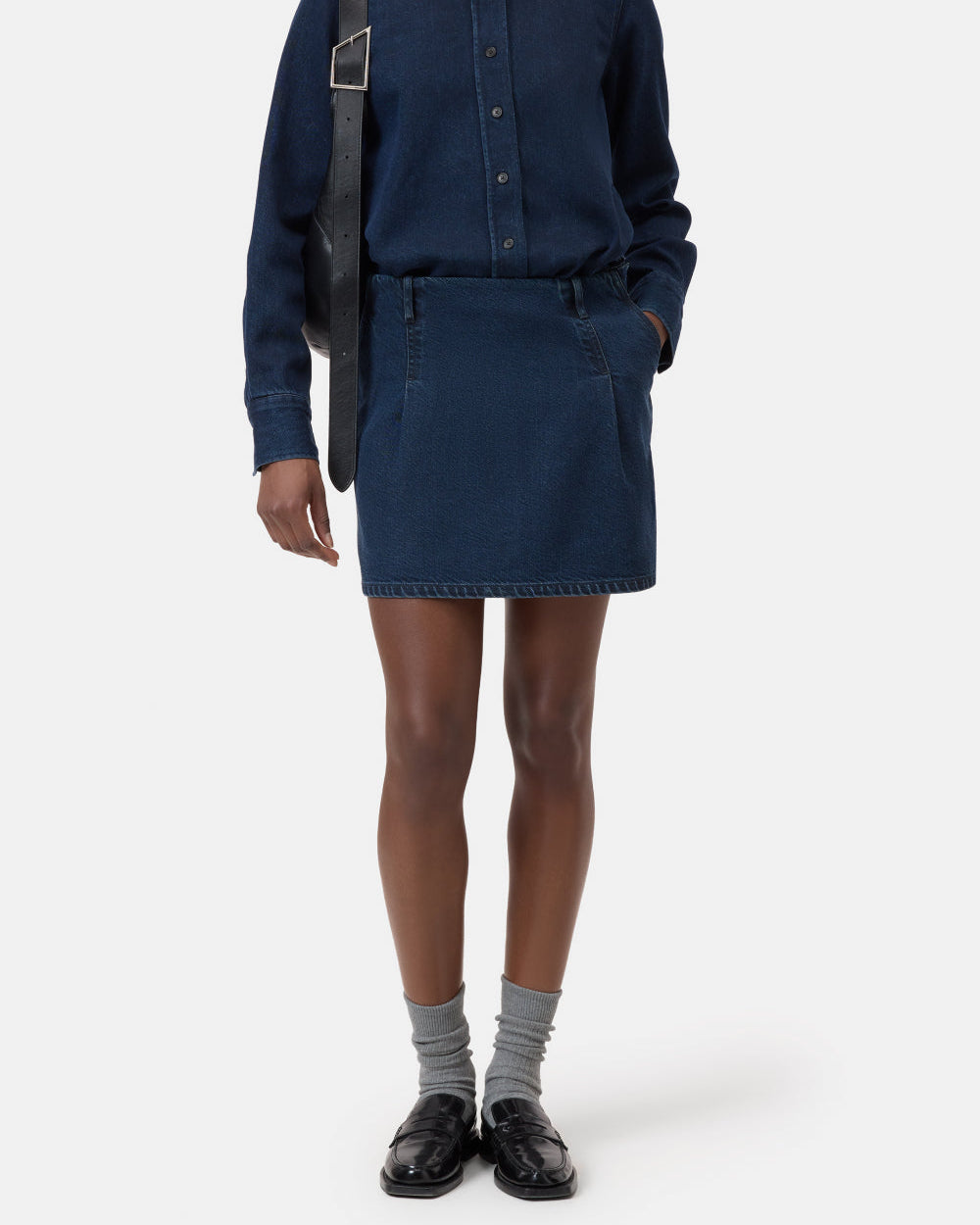 Closed Pleated Mini Skirt