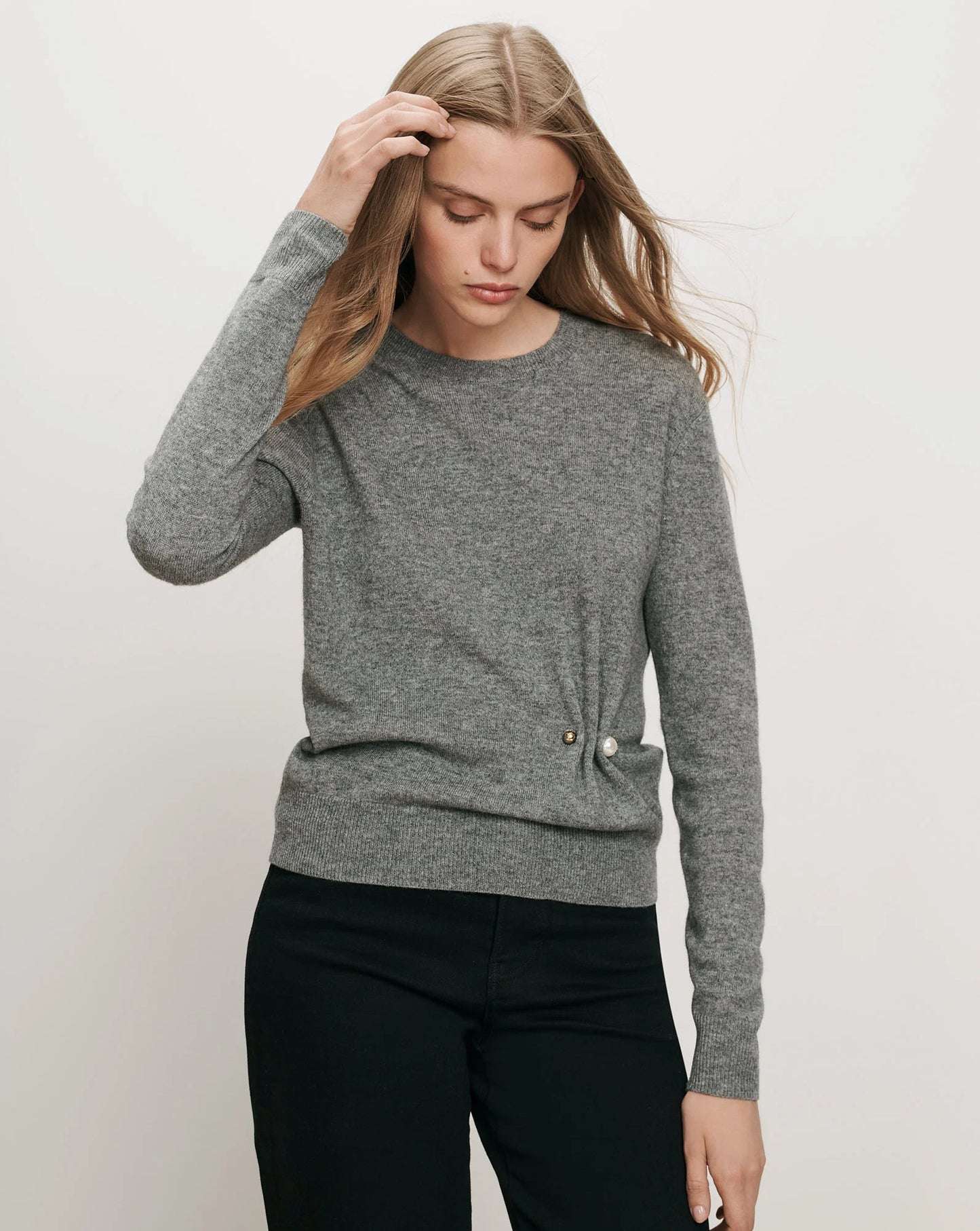 Veronica Beard Frankie Pullover w Pearl Pin