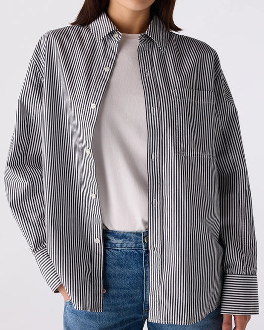 AMO Ruth Oversized Shirt