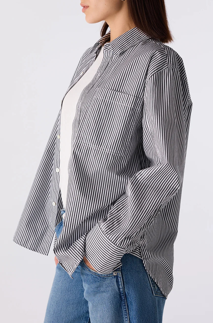 AMO Ruth Oversized Shirt