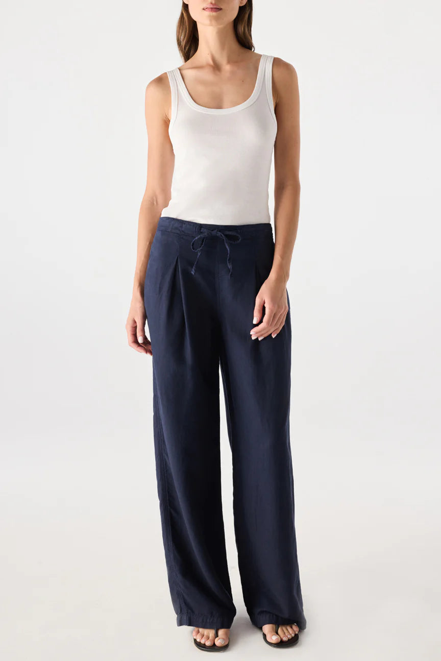 AMO Laurel Trouser